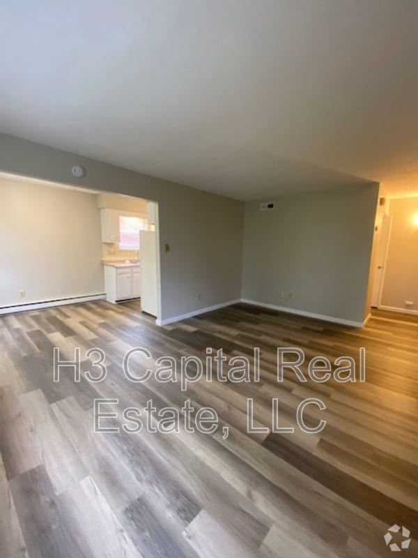 Building Photo - 420 Joseph Dr