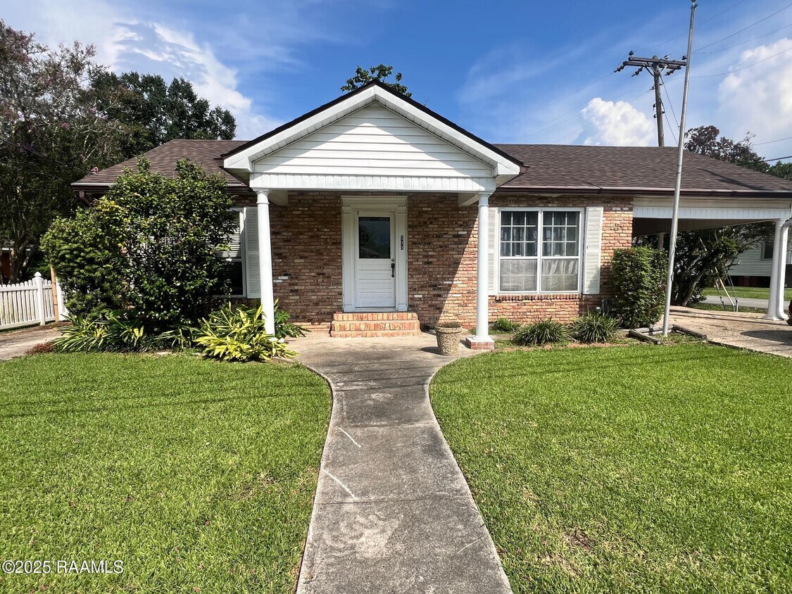 Foto principal - 311 S Morgan Ave