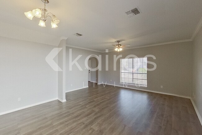 Foto del edificio - 5414 Timbergate Dr