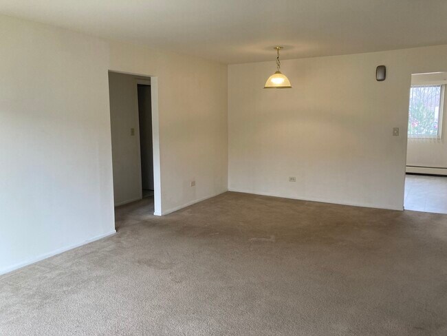 Building Photo - 503 Dempster St