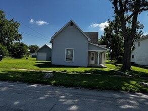 Building Photo - 202 N Plum St