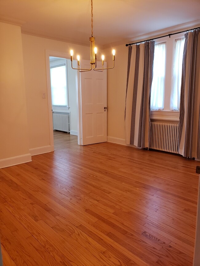 Building Photo - 13 Hackett Cir N