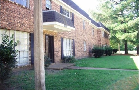 Building Photo - Maple Ridge Apartments