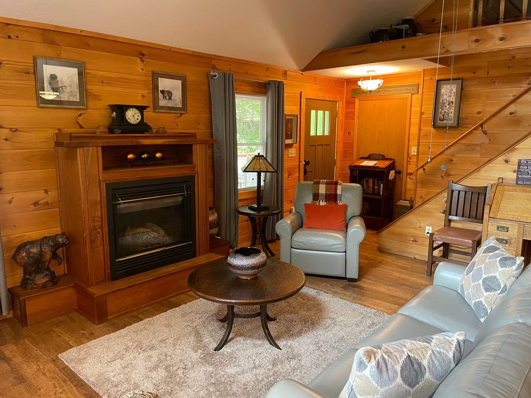 Foto principal - 119 Glenview Ln
