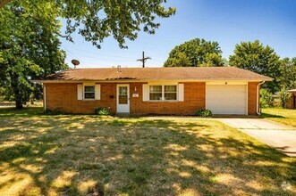 Building Photo - 1331 Arrowhead Trail