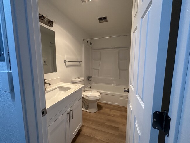 Interior Photo - Bridgeview Flats