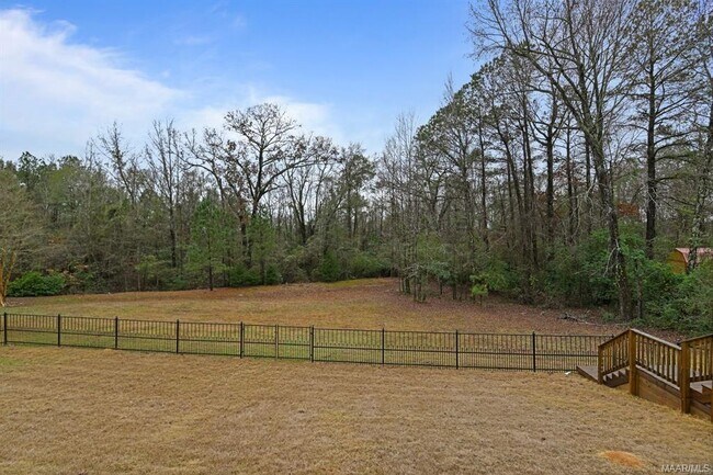 Foto del edificio - 215 Winchester Way