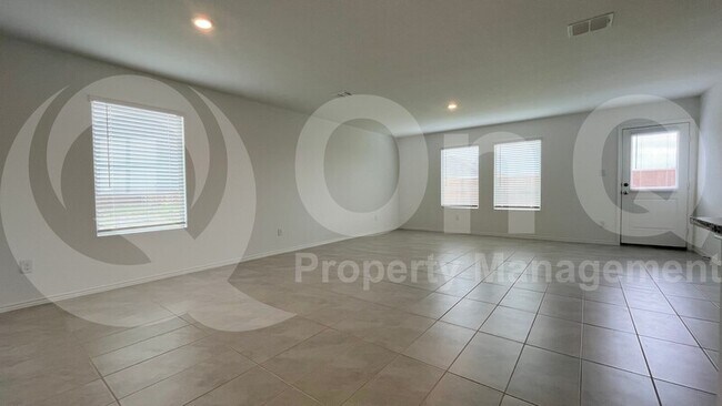 Foto del edificio - 1130 Arborwood Drive