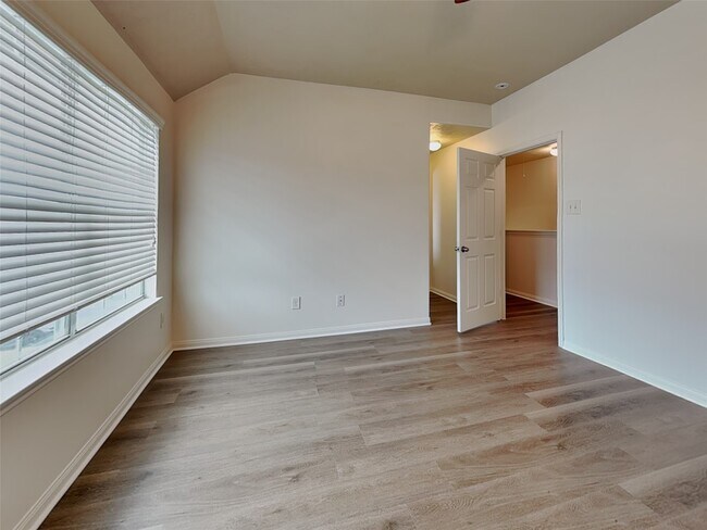 Building Photo - 3406 Maris Way