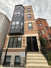 Building Photo - 1215 W Erie St