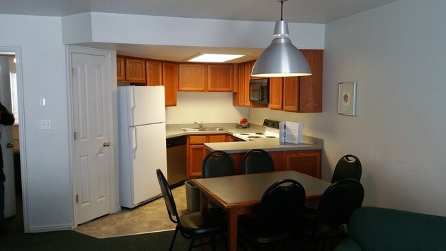 ejemplo de cocina - Silver Mountain Townhomes