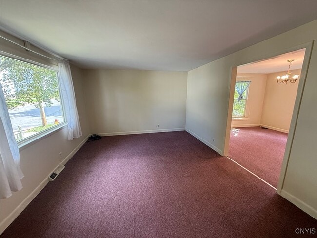 Building Photo - 4 Pleasant St