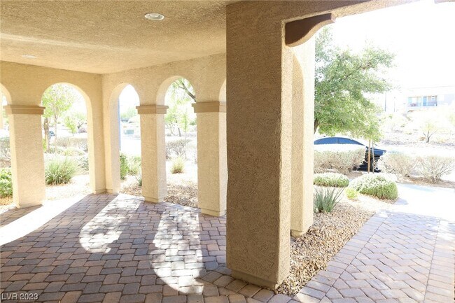 Building Photo - 3040 Bicentennial Pkwy