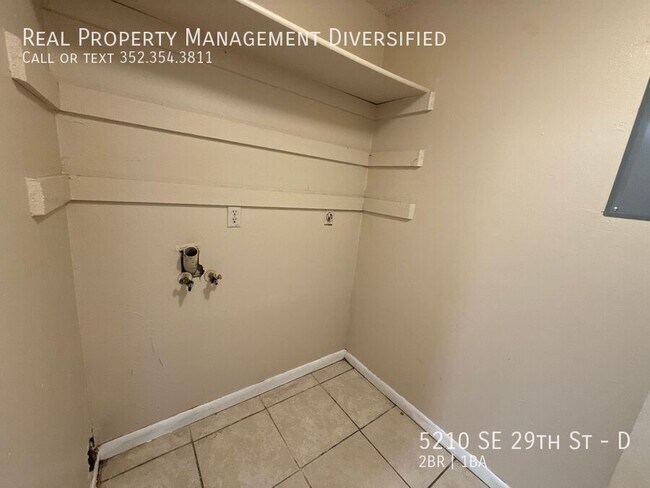 Foto del edificio - 5210 SE 29th St