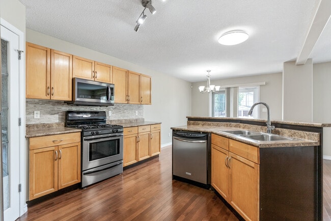 Building Photo - 13509-1141A 141a Ave NW