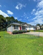 Building Photo - 541 Linda Dr SE