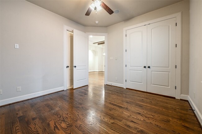 Building Photo - 307 Snover St