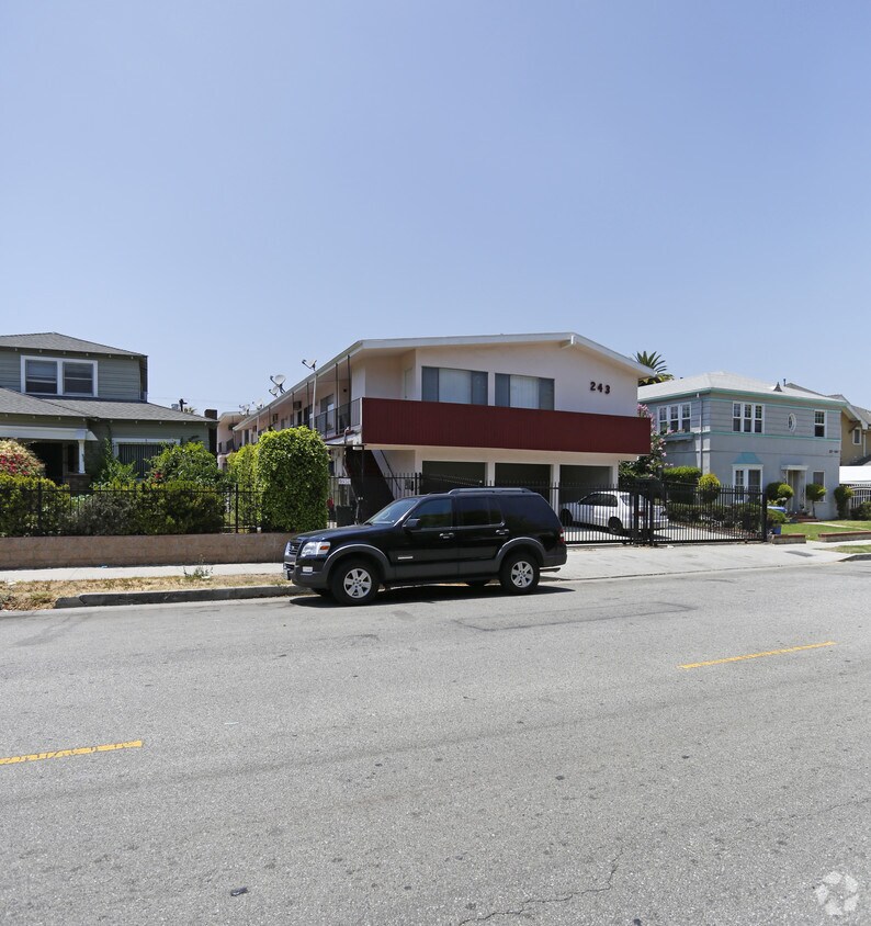 Foto del edificio - 243 S Hoover St