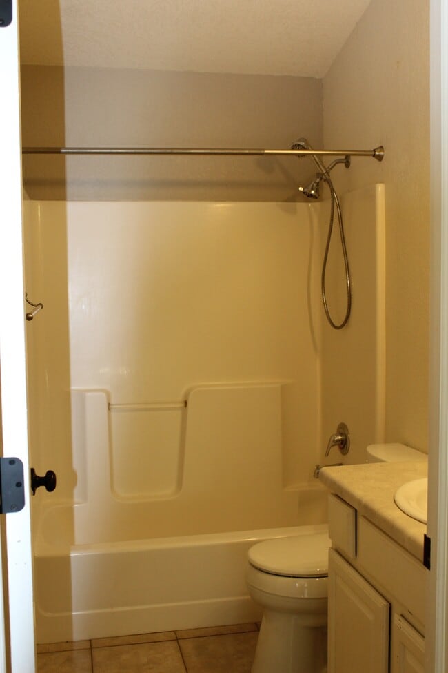 Foto del edificio - 108 Market Dr