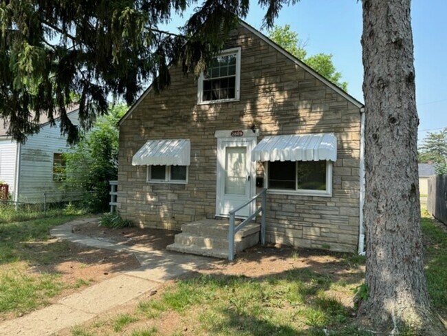 Foto del edificio - 2629 Grasmere Ave