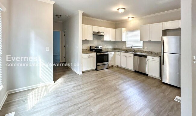 Foto del edificio - 679 Smith St SW