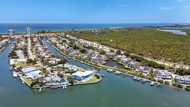 Foto del edificio - 2488 Harbour Cove Dr