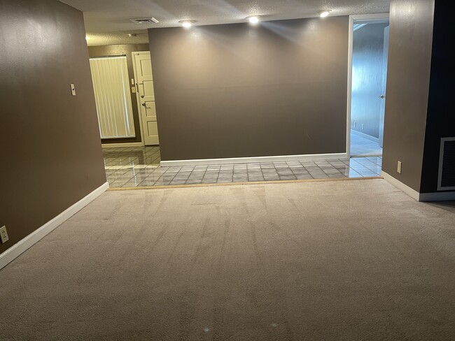 Main Entrance - 493 Canberra Dr