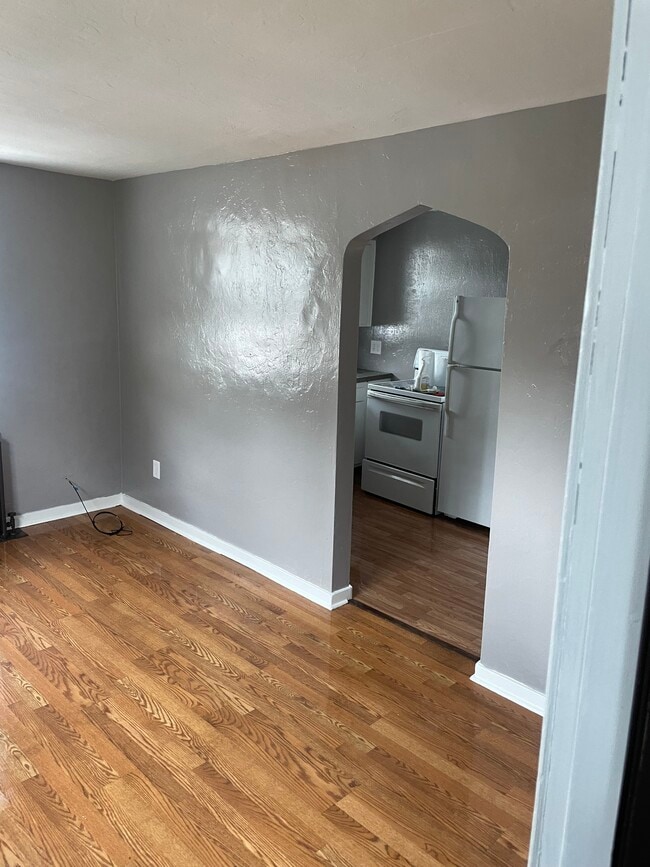 Building Photo - 709 Washington Ave