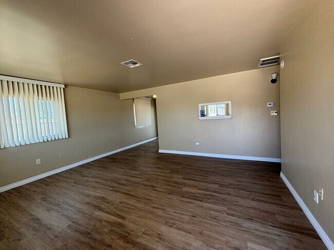Foto del edificio - 2 Bedroom 1 Bath House