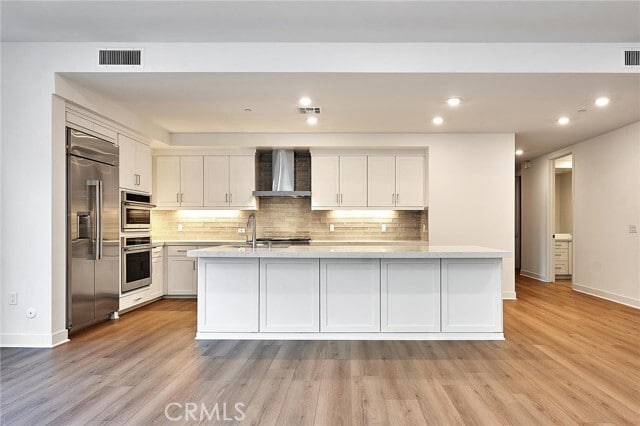 Building Photo - 3201 Rivington