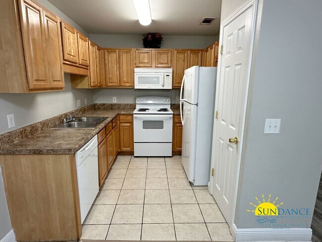 Foto del edificio - Stunning 3 Bedroom home in Pensacola!