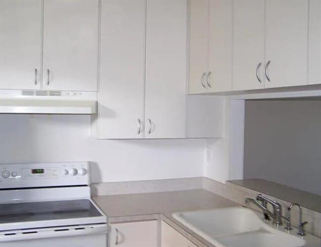 Building Photo - 15706 E Waterside Cir