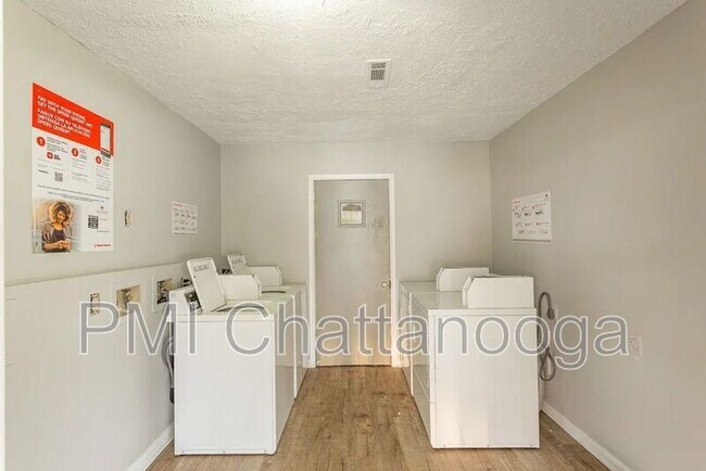 Foto del edificio - 500 Cumberland Ave