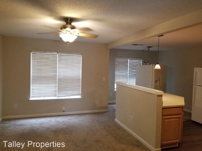 Building Photo - 2 br, 2.5 bath House - 8116 Christmas Court