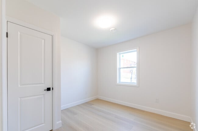 2BR, 1BA - 645SF - Bedroom - Mad Mill Apartments