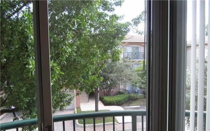 Foto principal - 2107 SE 10th Ave