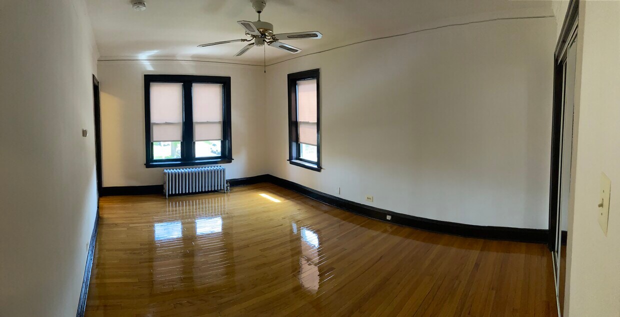 Building Photo - 1635 W 83rd St