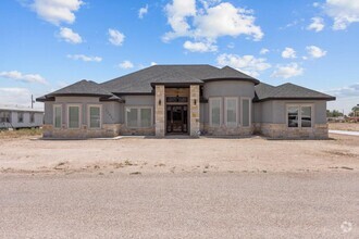 Building Photo - 12029 W Palomino Dr