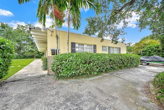 Foto del edificio - 2225 SW 62nd Ct