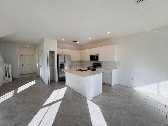 Foto del edificio - 2437 NW 131st Cir