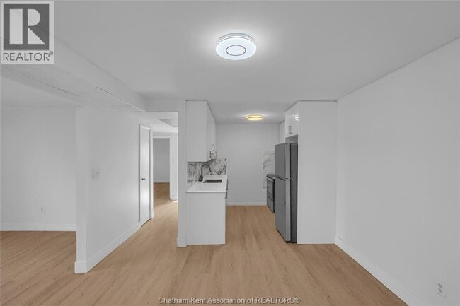 Building Photo - 25 Orchard Heights Dr