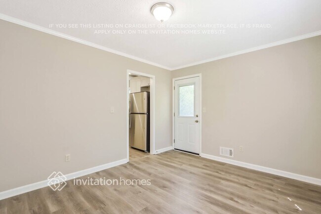 Foto del edificio - 5013 Evelyn Way