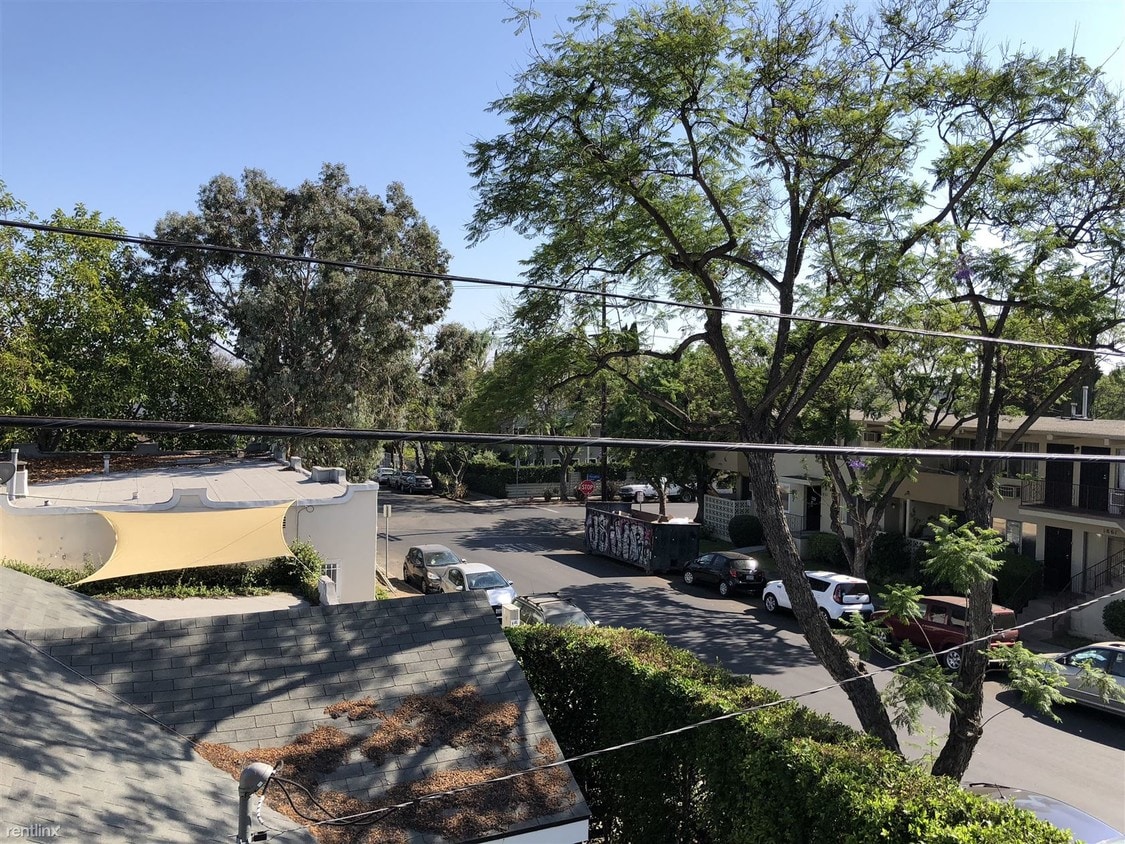 Primary Photo - 2 br, 2 bath Apartment - 1870 Rodney Dr Apt 4