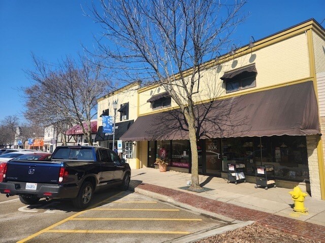 Primary Photo - 134 Center St