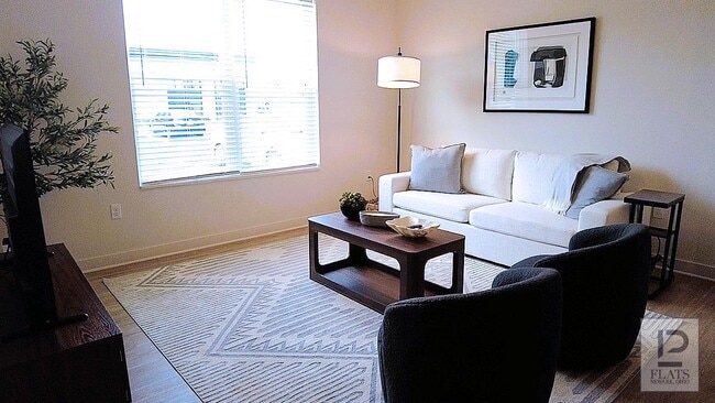 Foto del edificio - 1360 Log Pond Dr