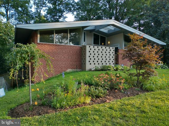 Building Photo - 6008 Grosvenor Ln