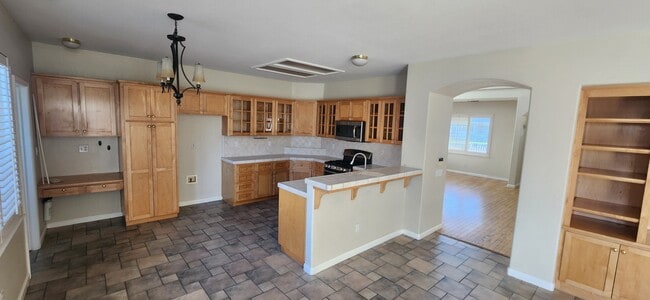 Building Photo - 267 W Springer Dr