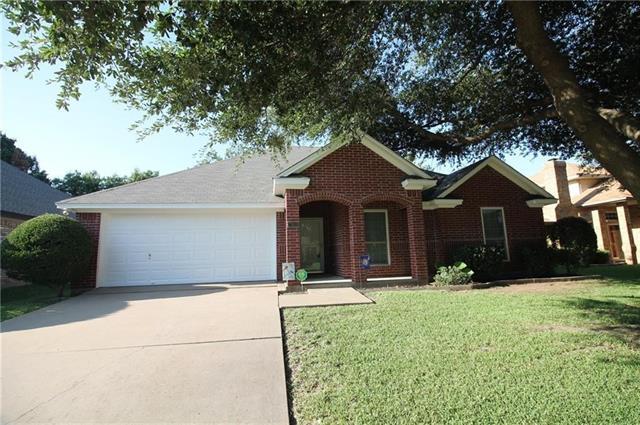 Primary Photo - 7912 Buttercup Cir N