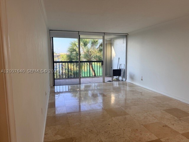 Foto del edificio - 10825 SW 112th St