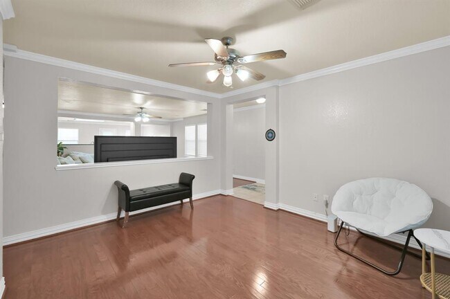 Foto del edificio - 19626 Rippling Brook Ln
